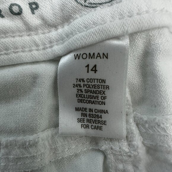 Westport Signature Fit Relaxed Crop Women's size 14 White Denim Jeans - Picture 4 of 5